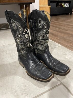 Ferrini Black Croc-Embossed Western Cowboy Boots with Embroidered Shaft